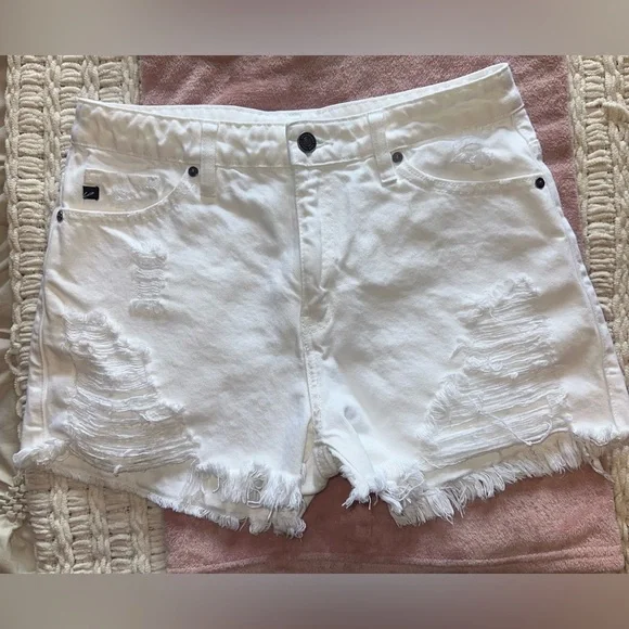 KanCan denim shorts NWOT - Picture 3 of 6